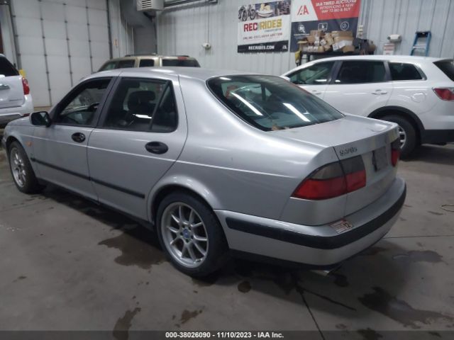 2000 SAAB 9-5 ys3ef48z5y3063953 Photo 2
