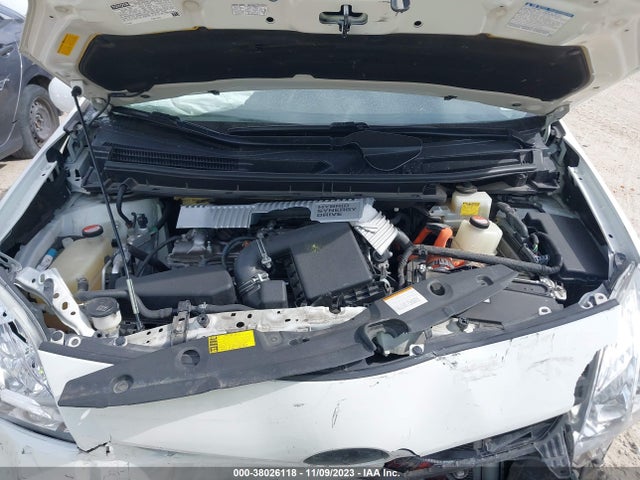 Toyota Prius Two 2015 JTDKN3DU2F1941851 Image 10