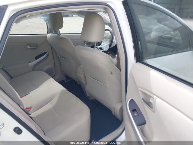 Toyota Prius Two 2015 JTDKN3DU2F1941851 Image 8
