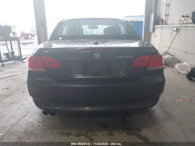 38026133 :رقم المزاد ، WBAWL135X8PX22381 vin ، 2008 Bmw 328i مزاد بيع