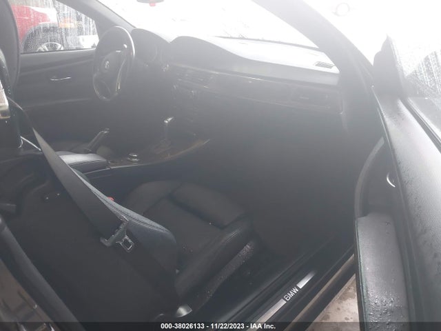 38026133 :رقم المزاد ، WBAWL135X8PX22381 vin ، 2008 Bmw 328i مزاد بيع