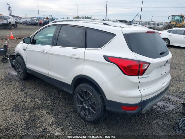 2019 FORD ESCAPE 1FMCU9J96KUC32421 Photo 2