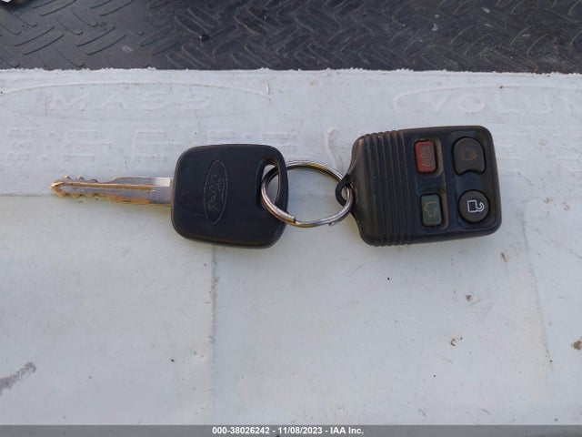 2004 FORD ESCAPE XLT VIN: 1FMCU931X4KB66512