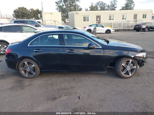 2019 MERCEDES-BENZ A 220 VIN: WDD3G4EB0KW011998