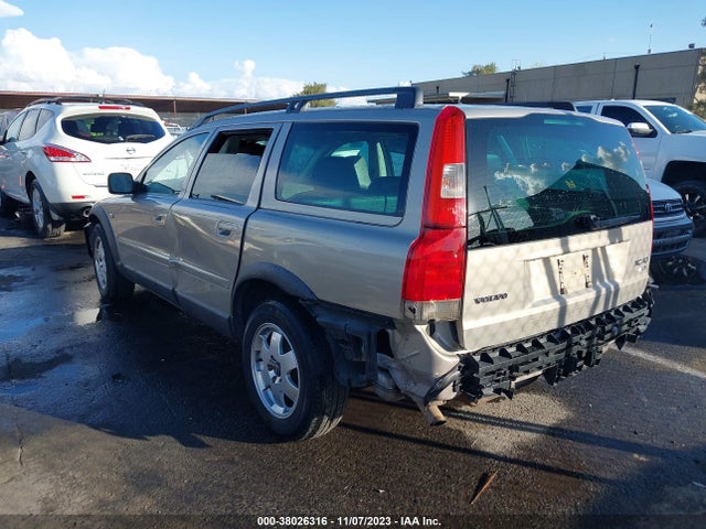 2004 VOLVO XC70 2.5T VIN: YV1SZ59HX41168744