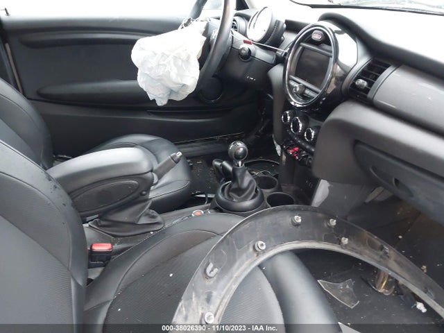 2017 MINI HARDTOP WMWXP5C34H3B15840 Photo 4