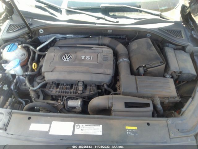 1VWAT7A37GC050493 Volkswagen Passat 1.8t S
