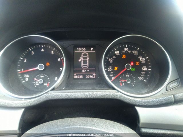 1VWAT7A37GC050493 Volkswagen Passat 1.8t S