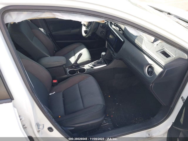 Toyota Corolla Xle 2018 5YFBURHE5JP758263 Image 5