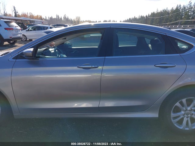 Chrysler 200 Limited 2015 1C3CCCABXFN645082 Image 15