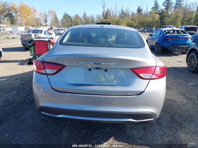 Chrysler 200 Limited 2015 1C3CCCABXFN645082 Image 17