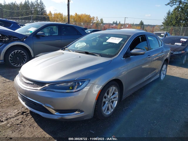 Chrysler 200 Limited 2015 1C3CCCABXFN645082 Image 2