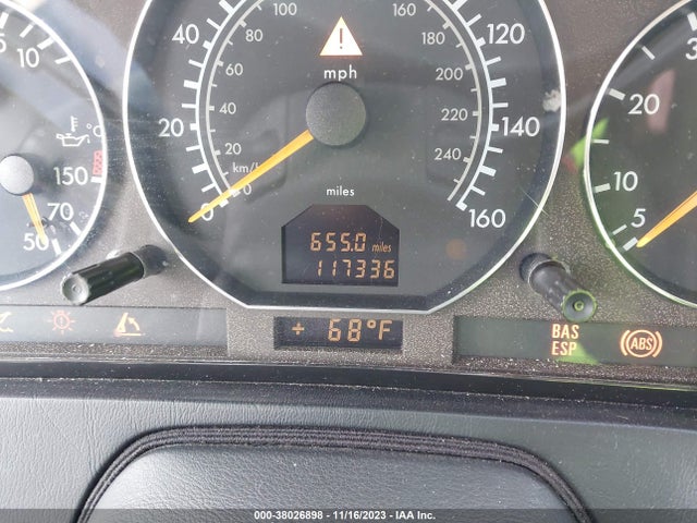 2001 MERCEDES-BENZ SL CLASS VIN: WDBFA68F81F200723