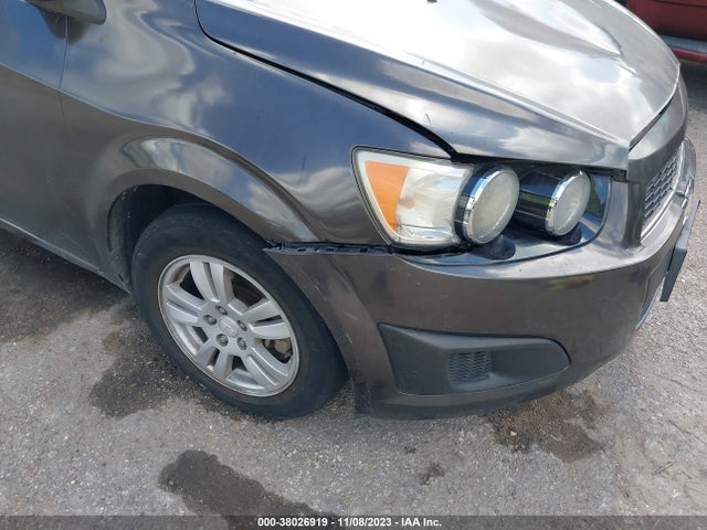 Chevrolet Sonic Lt Auto 2014 1G1JC5SH8E4146330 Image 6
