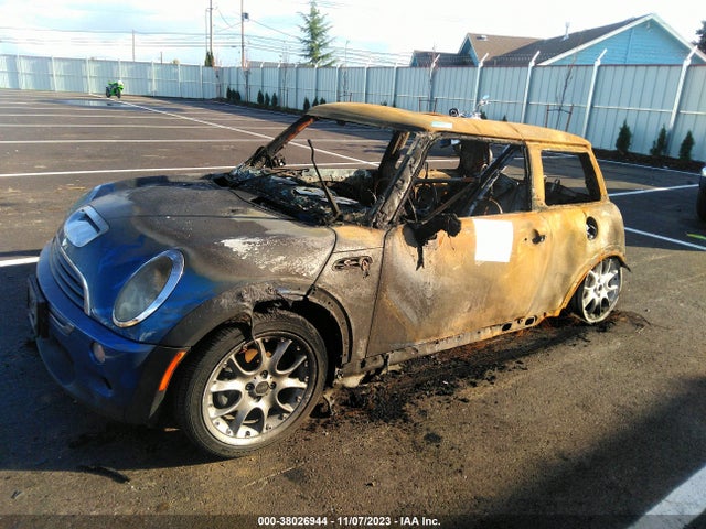 2005 MINI COOPER S WMWRE33505TL12999 Photo 1