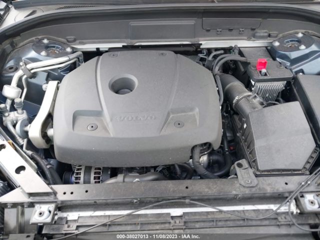 2021 VOLVO XC60 YV4102DK1M1841253 Photo 9