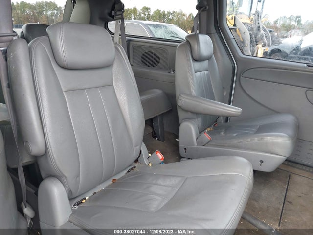 2005 CHRYSLER TOWN & COUNTRY TOURING VIN: 2C4GP54L65R184577