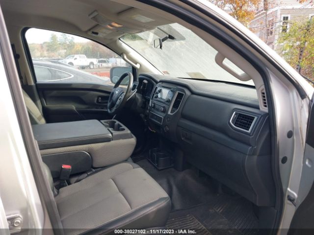 1N6AA1EK3HN529553 Nissan TITAN S