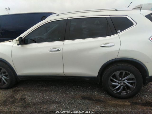 KNMAT2MT6GP667829 Nissan Rogue Sl
