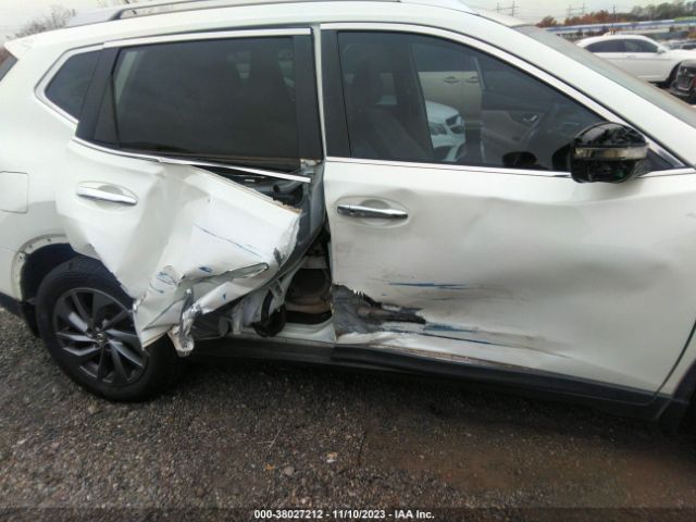 KNMAT2MT6GP667829 Nissan Rogue Sl