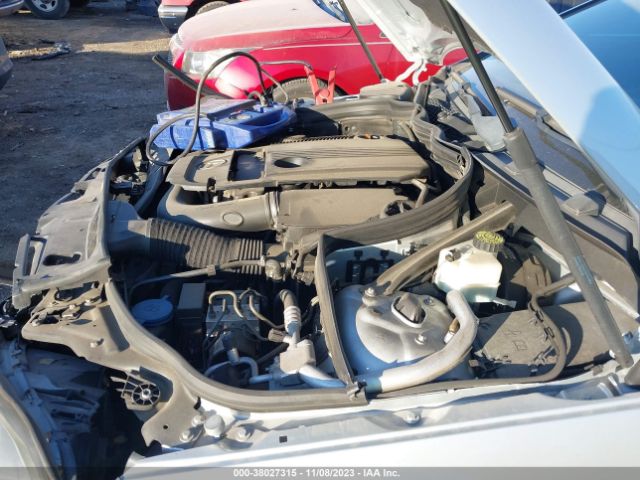 2013 MERCEDES-BENZ C 250 WDDGJ4HB7DG030740 Photo 9