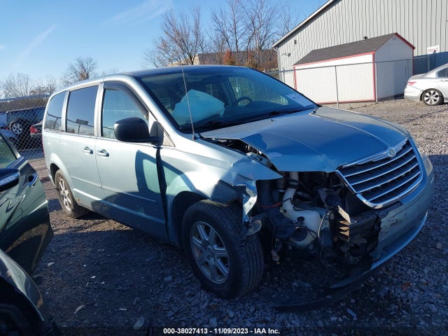 2010 CHRYSLER TOWN & COUNTRY NEW LX VIN: 2A4RR2D1XAR391316