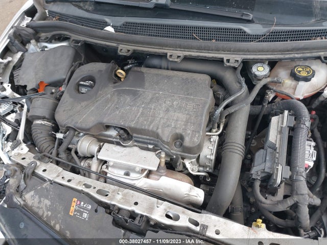 Chevrolet Cruze Ls Auto 2018 1G1BC5SM7J7215924 Image 10