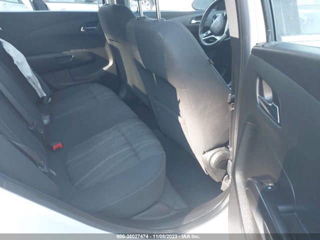 Chevrolet Sonic Lt Auto 2019 1G1JD5SB0K4128084 Image 8