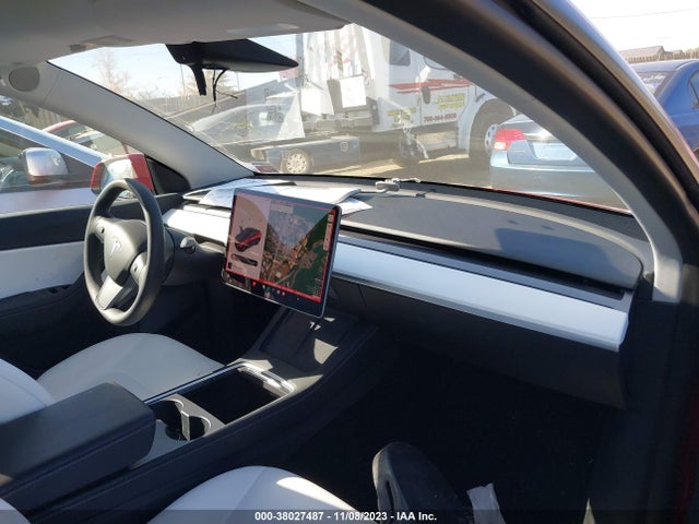 2022 TESLA MODEL Y 7SAYGDEE8NF357738 Photo 4