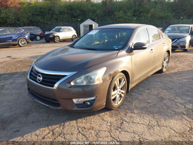1N4BL3AP4EC267702 Nissan Altima 3.5 Sl