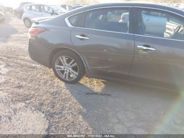 1N4BL3AP4EC267702 Nissan Altima 3.5 Sl