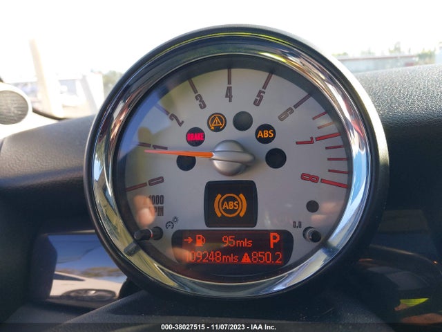 2008 MINI COOPER HARDTOP WMWMF73528TV36276 Photo 6