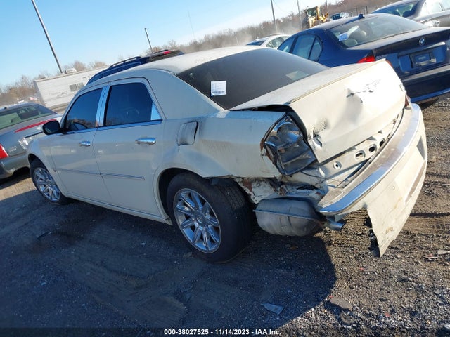 2005 CHRYSLER 300C VIN: 2C3AA63H25H106107