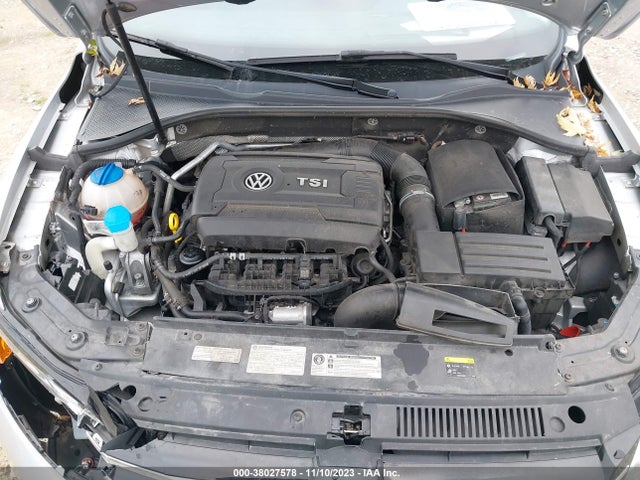 1VWBT7A36FC007783 Volkswagen Passat 1.8t Se