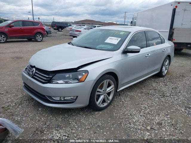 1VWBT7A36FC007783 Volkswagen Passat 1.8t Se