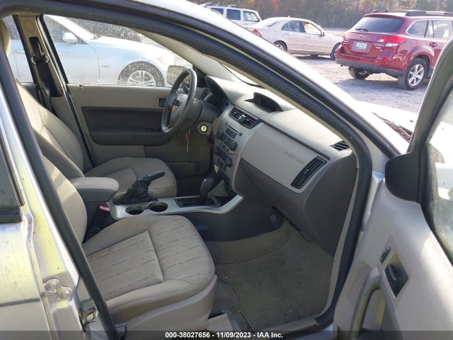 2010 FORD FOCUS SE VIN: 1FAHP3FN1AW144096