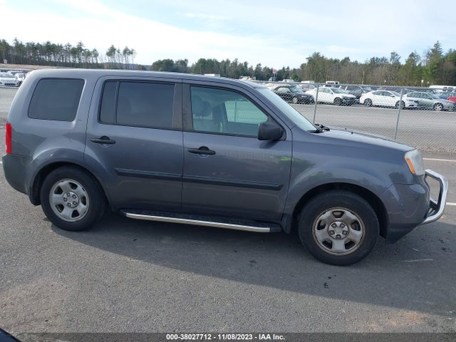 Honda PILOT LX 2015 5FNYF4H27FB045347 Image 13