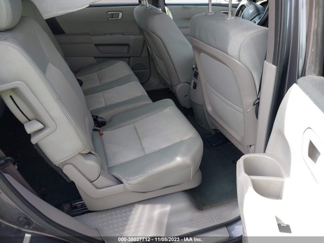 Honda PILOT LX 2015 5FNYF4H27FB045347 Image 8