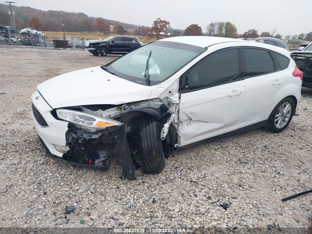 2016 FORD FOCUS SE VIN: 1FADP3K25GL221816