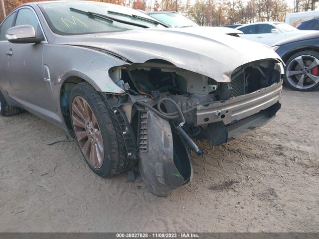 2009 JAGUAR XF SAJWA05B39HR03311 Photo 5
