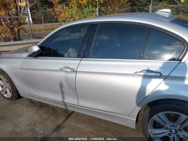 WBA8B9G34HNU56855 BMW 330I