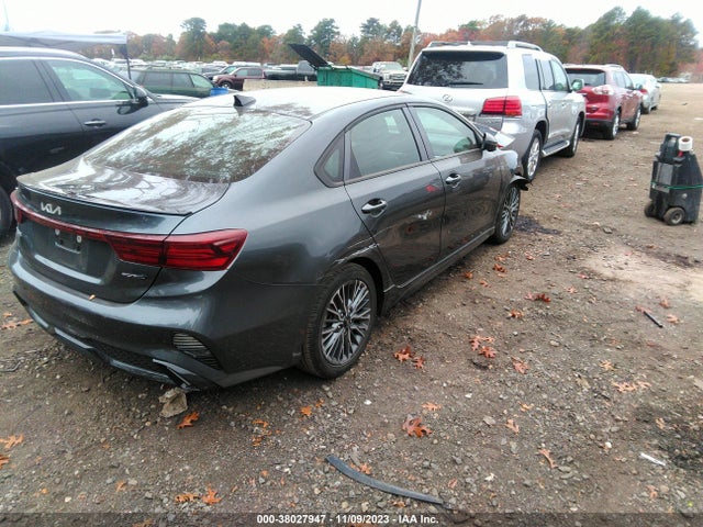 2022 KIA FORTE GT LINE VIN: 3KPF54AD0NE422384