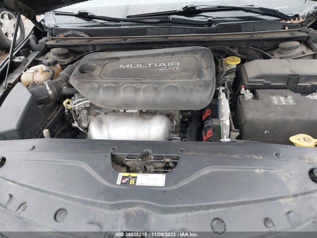 Chrysler 200 Limited 2016 1C3CCCAB1GN142610 Image 10