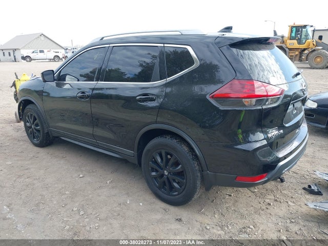 2018 NISSAN ROGUE SV VIN: KNMAT2MV7JP534215