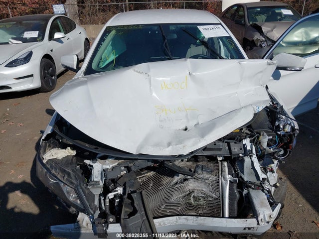 Chevrolet IMPALA 1LT 2017 1G1105S31HU188713 Image 10