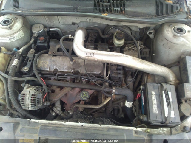 2001 CHEVROLET CAVALIER VIN: 1G1JC124617190065