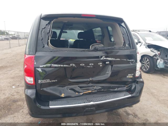 2C4RDGCG1ER391105 Dodge Grand Caravan Sxt
