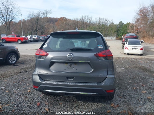 2018 NISSAN ROGUE S VIN: KNMAT2MV1JP523128