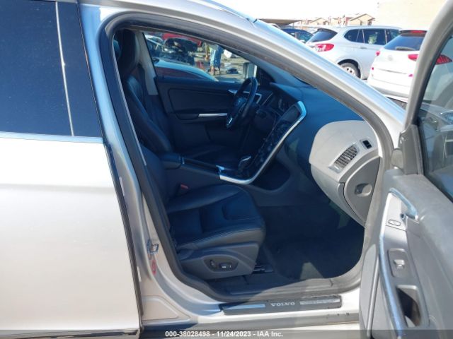 2015 VOLVO XC60 YV440MDC7F2601638 Photo 4