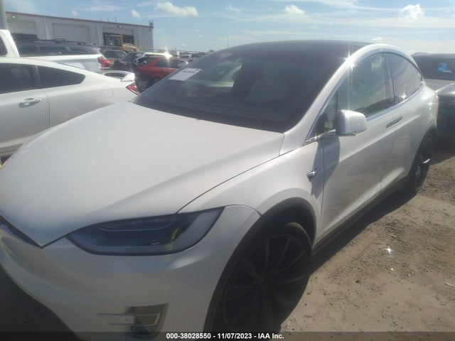 Tesla Model X P100d/performance 2019 5YJXCBE44KF180844 Image 2